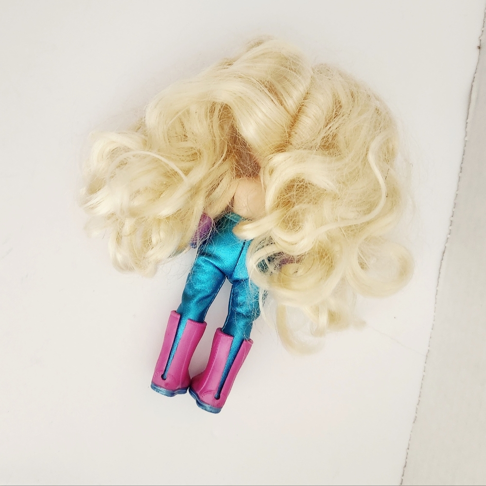 Doll - Picture 4 of 6